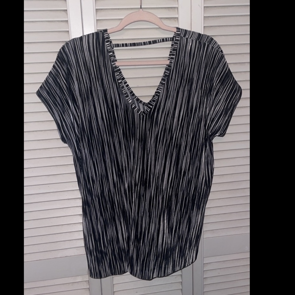Textured dress shirt
